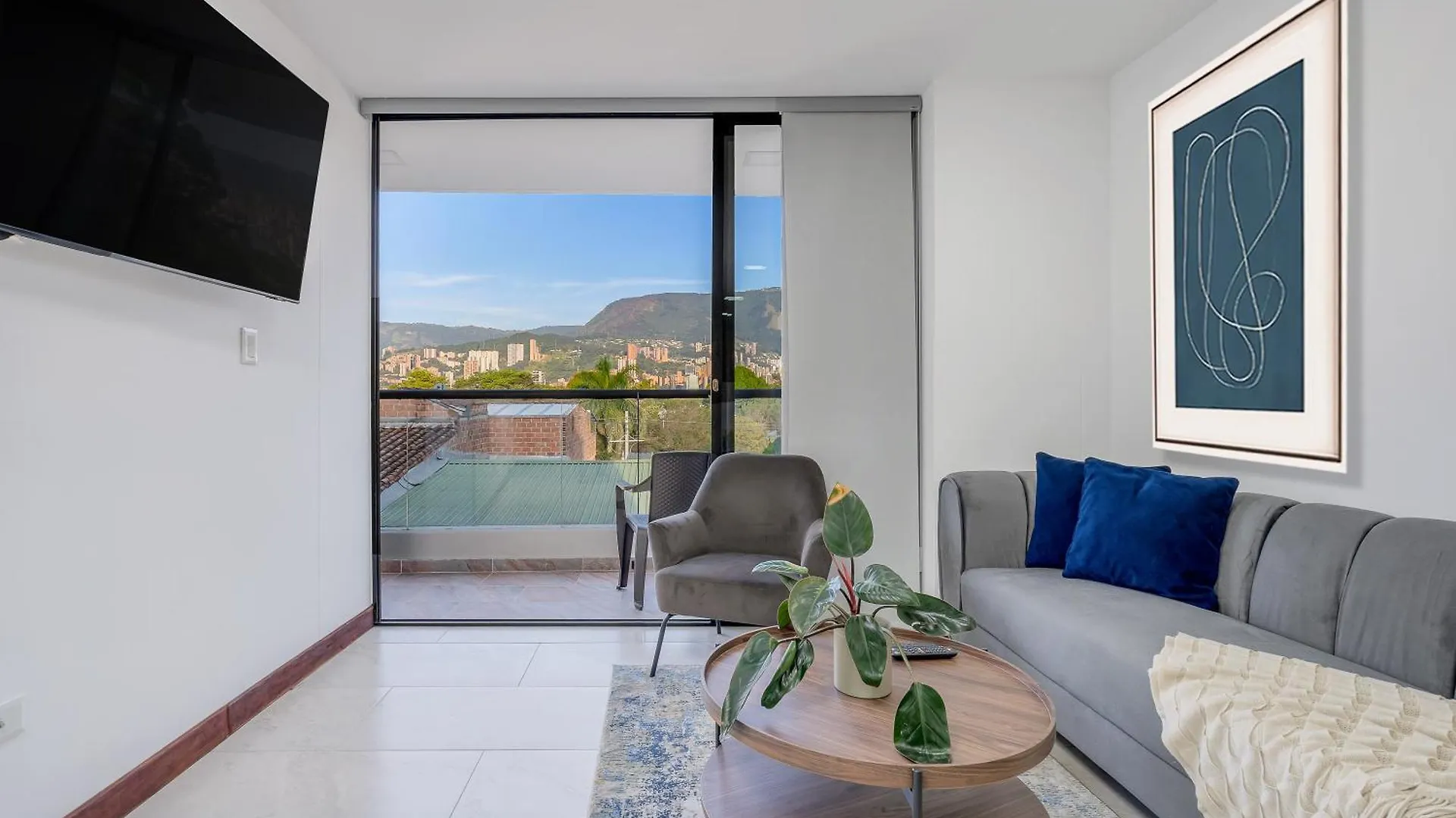 Apartamento Medellin-Cerca Al Poblado-201